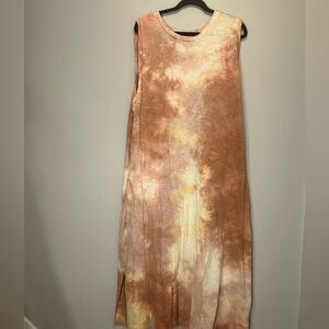 Universal Thread 100% Cotton Sleeveless Tie-Dye Maxi Dress in Rust and Cream